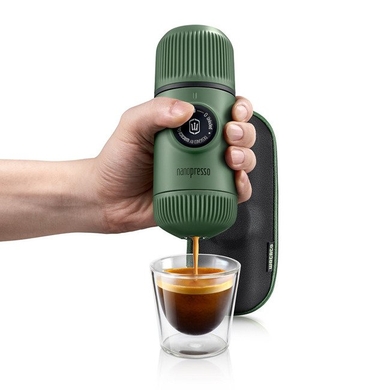 Кофеварка портативная Wacaco Nanopresso с чехлом  Зелёный фото