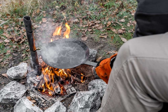 Стойка для кованой сковороды Petromax Campfire Bracket   фото