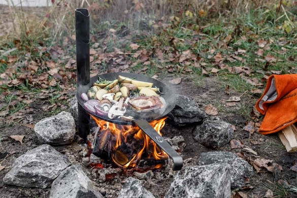 Стійка для кованої сковороди Petromax Campfire Bracket   фото